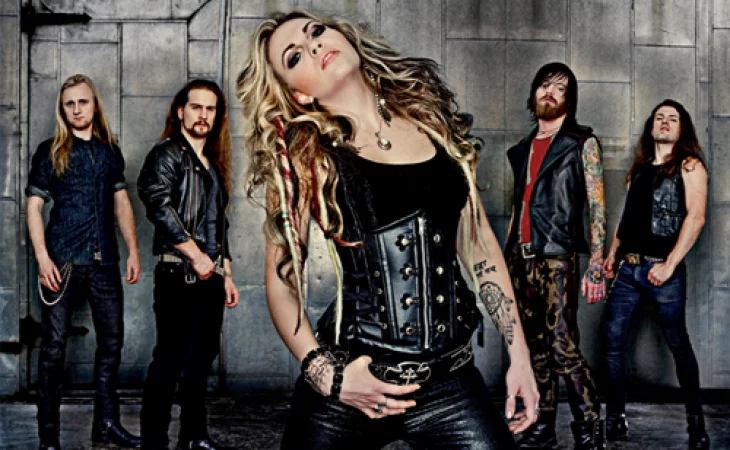Kobra and the Lotus