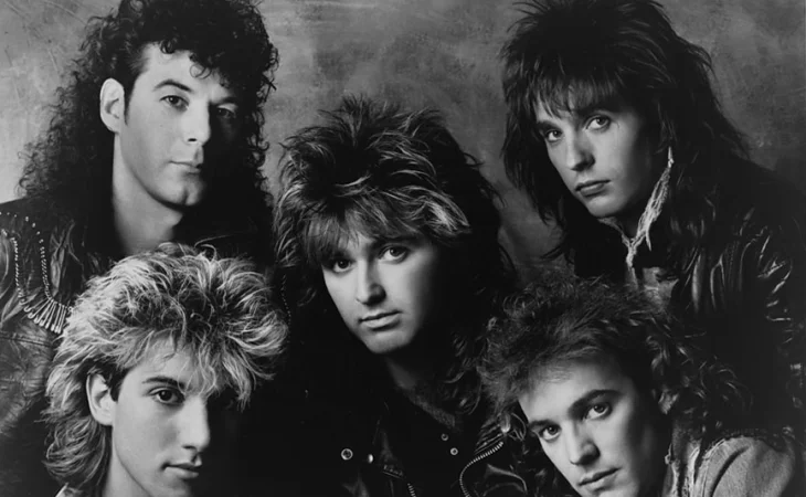 Honeymoon Suite