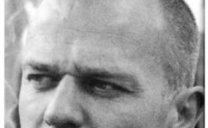 Graham Lewis