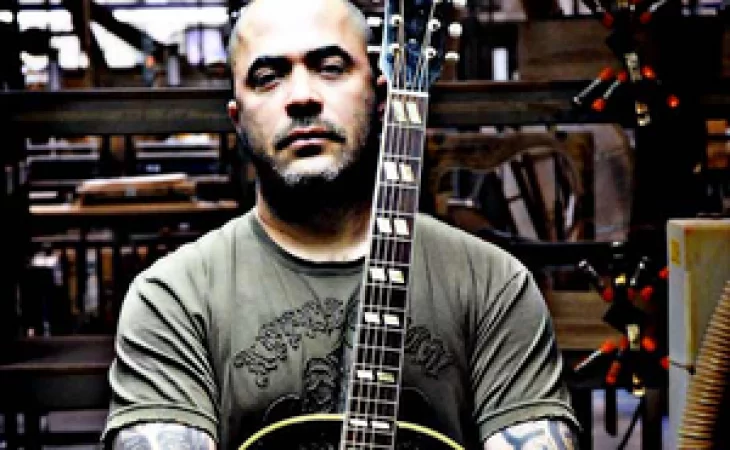 Aaron Lewis