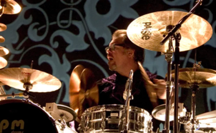 Pat Mastelotto