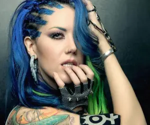 Alissa White‐Gluz Alissa White‐Gluz