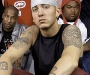 D12