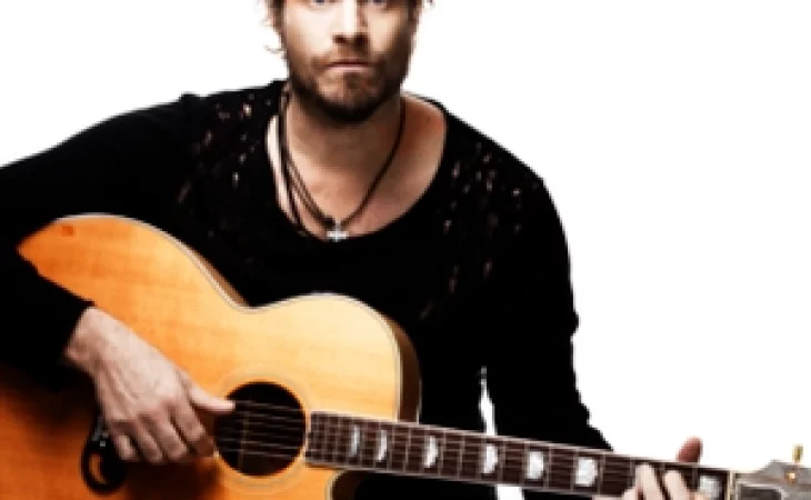 Arno Carstens