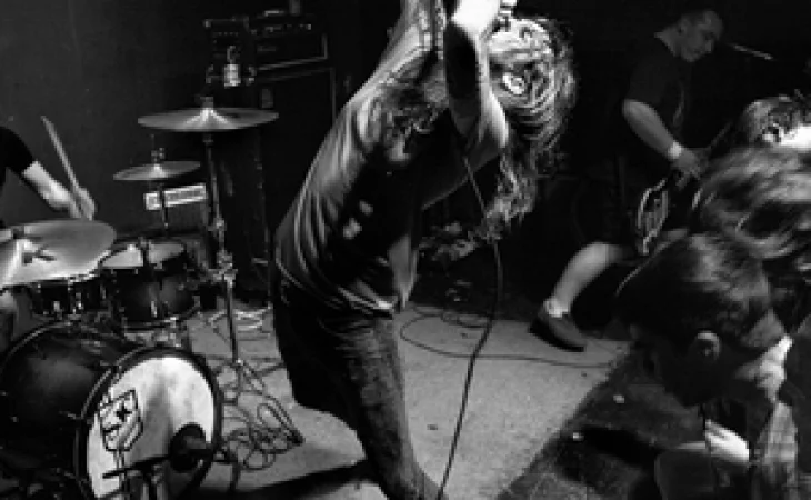 Pianos Become the Teeth