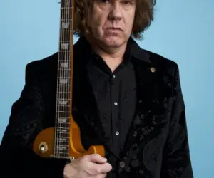 John Moore & The Expressway