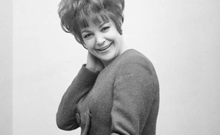 Annie Ross