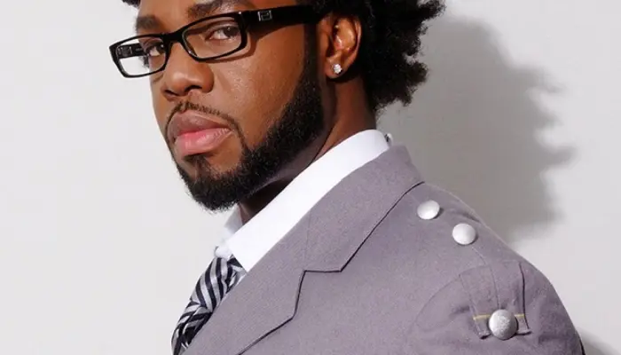 Dwele