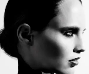 Anna Calvi